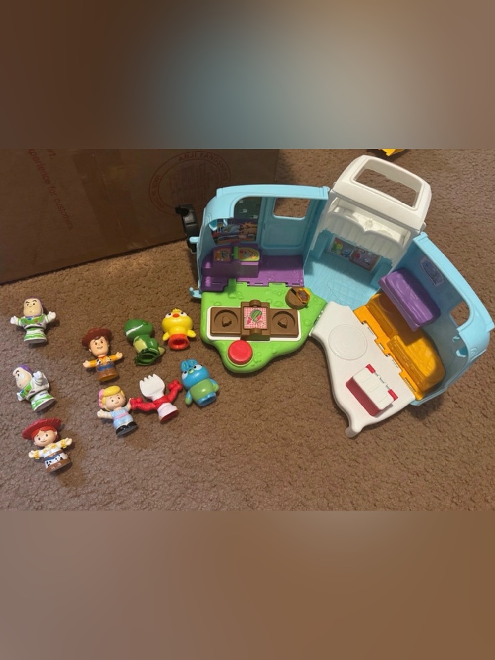 Little people Toy store 4 RV with extras
